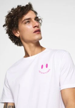 YOURTURN T-Shirt Print - White 13 YOURTURN T-Shirt Print - White -Beste Kleding Winkel 03ad498009f341568db55508455c21bb