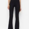 PULL & BEAR Stretch Bell Bottom Trousers - Broek - Black