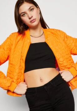 Noisy May Nmvivi- Bomberjacks - Vibrant Orange 11 Noisy May Nmvivi- Bomberjacks - Vibrant Orange -Beste Kleding Winkel 05469f1b49dc46118323447dff14832d