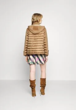 MAX & Co. Mela - Jas - Camel -Beste Kleding Winkel 0643c6b007594bdbb25fa62a6a273ac7