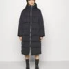 Yaspuffa Long Coat - Donsjas - Black