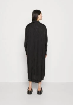 Monki Blousejurk - Black Jaquard 10 Monki Blousejurk - Black Jaquard -Beste Kleding Winkel 0a1a6be41f4647ef929b465ef15d608c