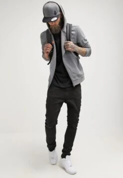 Pier One Slim Fit Jeans - Black Denim 10 Pier One Slim Fit Jeans - Black Denim -Beste Kleding Winkel 110ced7bbb2d4b24a8554f83195e2d59