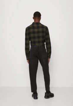 Redefined Rebel Kyoto - Relaxed Fit Jeans - Black Stone 10 Redefined Rebel Kyoto - Relaxed Fit Jeans - Black Stone -Beste Kleding Winkel 110f09769fe14ed39b686a8577f19653