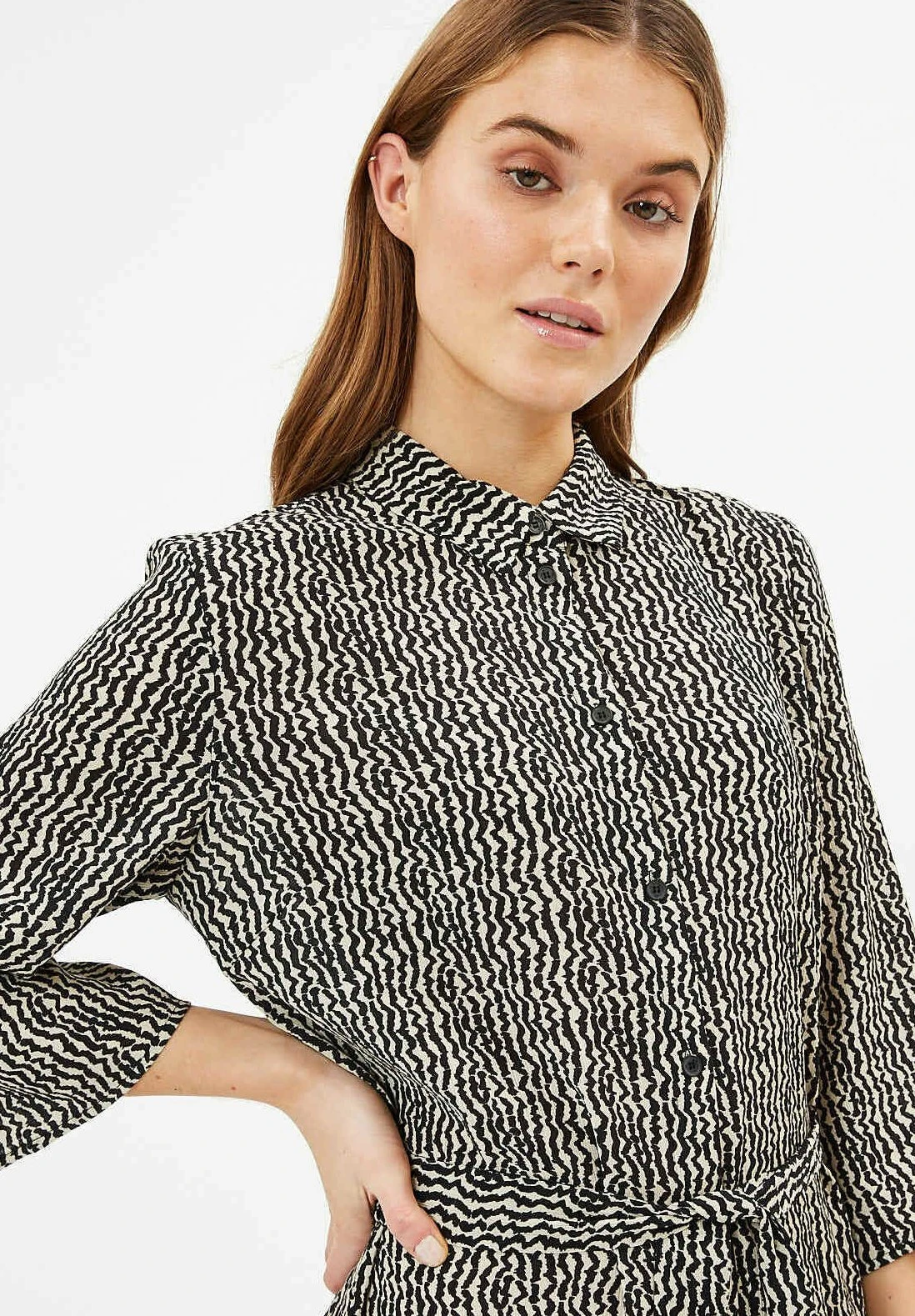 Minimum Norri - Blousejurk - Beige 5 Minimum Norri - Blousejurk - Beige - Afbeelding 3