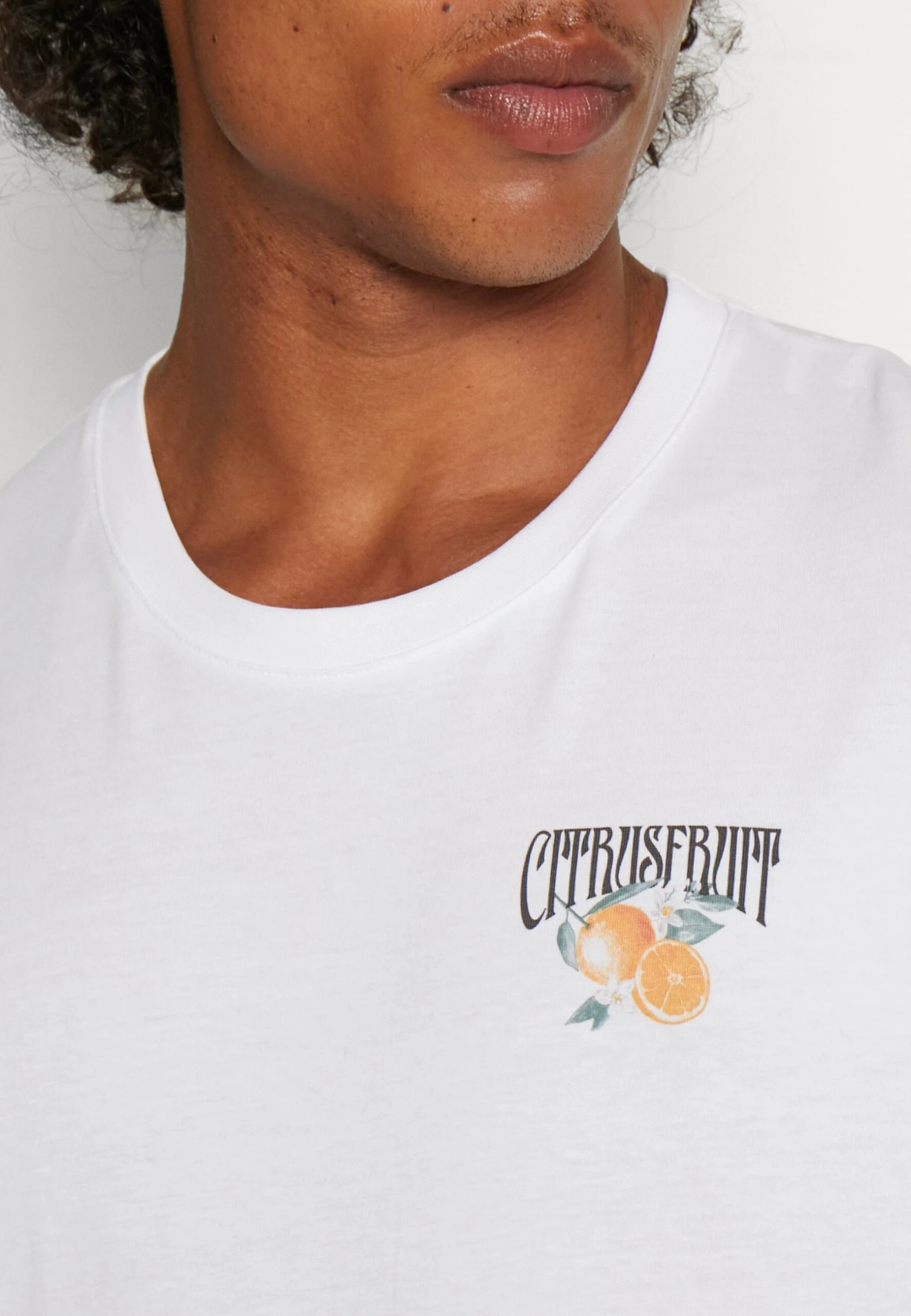 YOURTURN Orange Fruit Graphic Tee- T-Shirt Print - White 8 YOURTURN Orange Fruit Graphic Tee- T-Shirt Print - White - Afbeelding 6