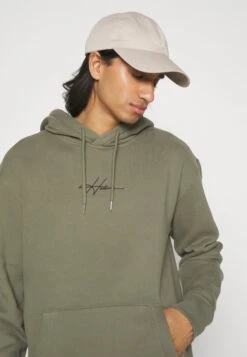 Hollister Co. Summer Icon Unisex - Hoodie - Olive 11 Hollister Co. Summer Icon Unisex - Hoodie - Olive -Beste Kleding Winkel 1d75c77c6c3341e8af5727c10850ddec
