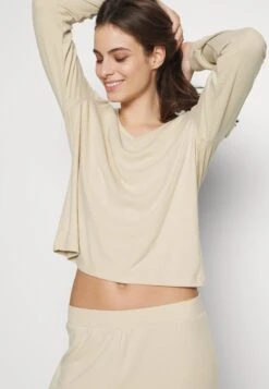 Anna Field Pyjama - Off-White 13 Anna Field Pyjama - Off-White -Beste Kleding Winkel 1f950543f22a49e99e0bf827dcb85ca5