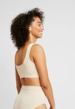 Magic Bodyfashion Comfort Bra - Bustier - Nude -Beste Kleding Winkel 22e5b1375dc8427e8bffbfac02e66caa