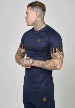 SikSilk Short Sleeve Dynamic Tech - T-Shirt Print - Navy 11 SikSilk Short Sleeve Dynamic Tech - T-Shirt Print - Navy -Beste Kleding Winkel 230eb1f2a58d4524a1d8c7267b1bbd0e