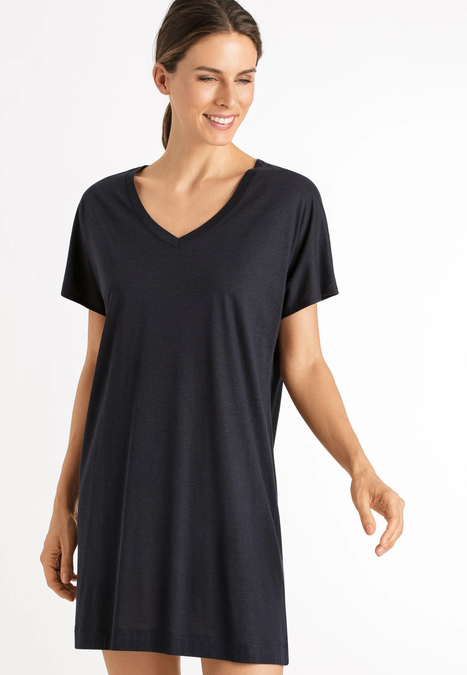 HANRO Laura - Nachtjapon - Midnight 3 HANRO Laura - Nachtjapon - Midnight