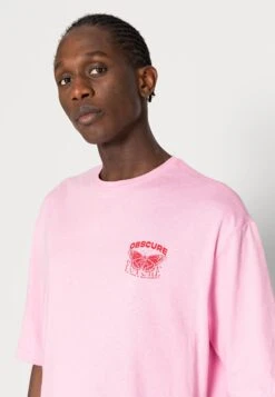 YOURTURN Nostalgia Future Tee Unisex - T-Shirt Print - Pink 11 YOURTURN Nostalgia Future Tee Unisex - T-Shirt Print - Pink -Beste Kleding Winkel 2c7e9a8267c24ab68707f78a01b1d56e