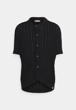 Les Deux Garrett Knitted Shirt - Vest - Black 12 Les Deux Garrett Knitted Shirt - Vest - Black -Beste Kleding Winkel 2ee1fdb1729f43b48e2862afbd4b9fab