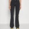 Flared Jeans - Black Denim -Beste Kleding Winkel 31bfd63f44754ec898f4e0b33a83d7c6