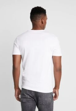 Pier One 3 Pack - T-Shirt Basic - White -Beste Kleding Winkel 390617d256dd4fe89b3c53ee69ac72d4