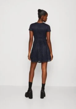 Wal G Leona Skater Dress - Cocktailjurk - Navy Blue 10 Wal G Leona Skater Dress - Cocktailjurk - Navy Blue -Beste Kleding Winkel 3921106794904e4cabf8ab2d0cc2873e