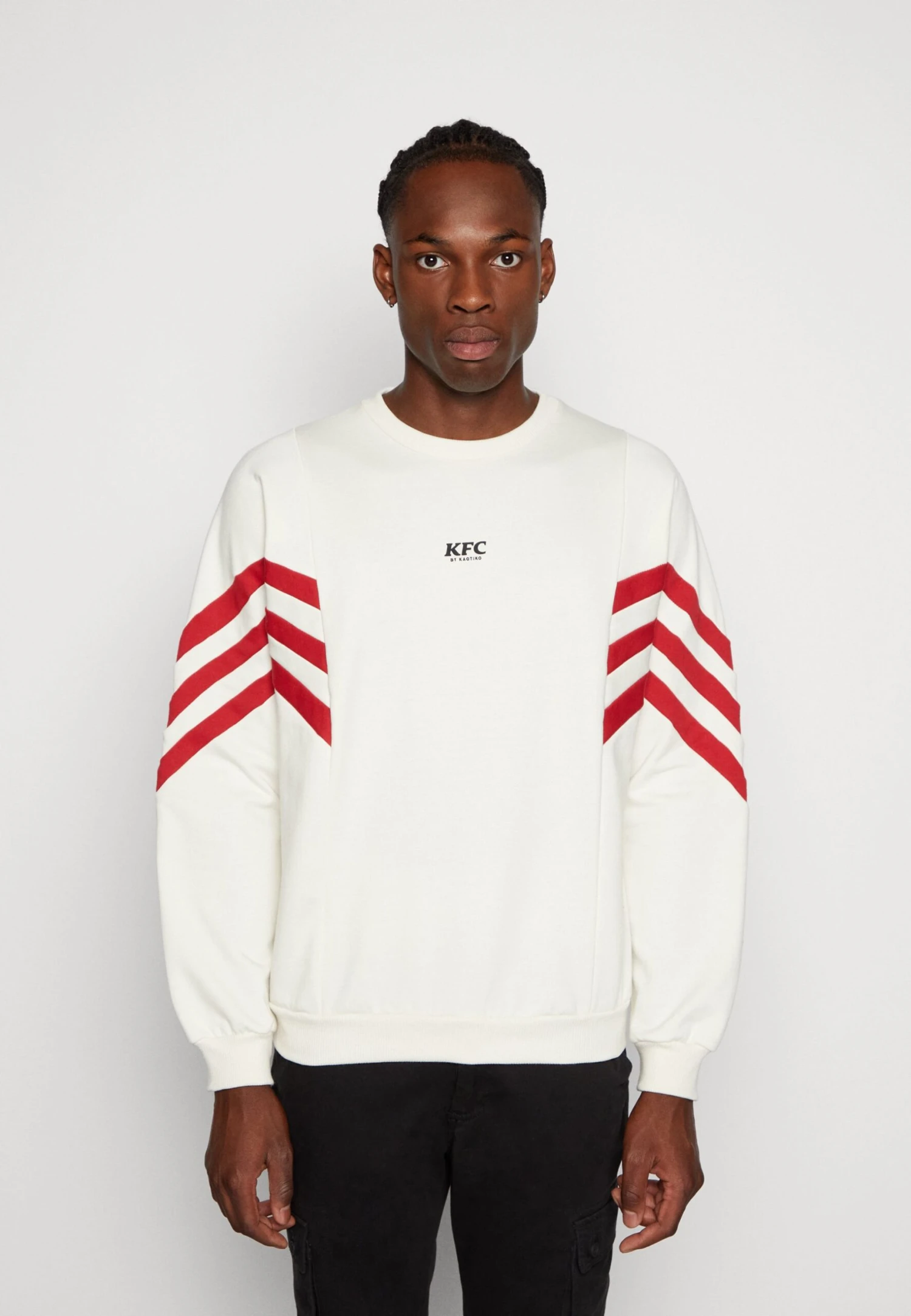 Crew Clint Kfc By Kaotiko - Sweater - Ivory/Rubi 3 Crew Clint Kfc By Kaotiko - Sweater - Ivory/Rubi