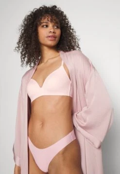 Anna Field 2 Pack - T-Shirt Bh - 402 - Pink_102 - Grey 13 Anna Field 2 Pack - T-Shirt Bh - 402 - Pink_102 - Grey -Beste Kleding Winkel 3b35d96e37874822af7c136f3e088111