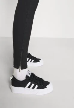 Noisy May Nmkimmy Ank Dart - Jeans Skinny Fit - Black Denim -Beste Kleding Winkel 481417fb2ca74878a5609072c2697e17