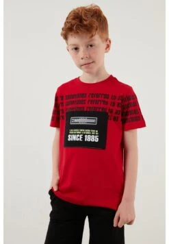 LELA Regular Fit Shorts And T-Shirt - Shorts - Red -Beste Kleding Winkel 4e95a460571e4779a1ce4fa69e4aa3ee