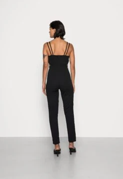 Wal G Nikita Cut Out - Jumpsuit - Black -Beste Kleding Winkel 523f9beaa4bf46c587d614163cad1190