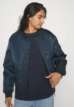 YOURTURN 3Pack Unisex - T-Shirt Basic - Olive, Beige, Dark Blue 15 YOURTURN 3Pack Unisex - T-Shirt Basic - Olive, Beige, Dark Blue -Beste Kleding Winkel 5b3b0b549208478d880117e283d8c958