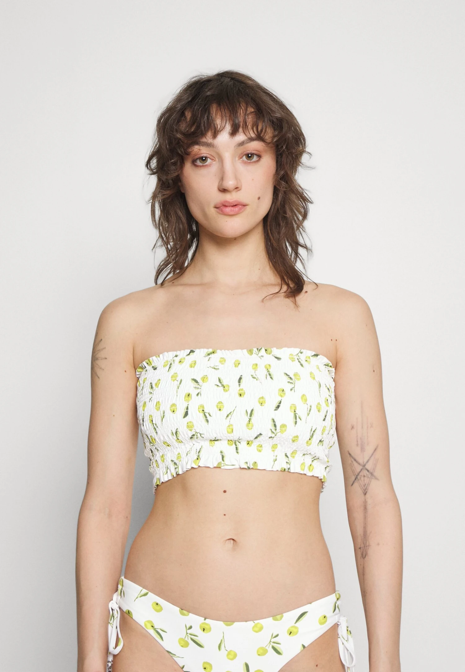 Seafolly Summer Crush Shirred Long Line Bandeau - Bikinitop - Off-White 3 Seafolly Summer Crush Shirred Long Line Bandeau - Bikinitop - Off-White