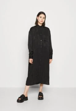 Monki Blousejurk - Black Jaquard