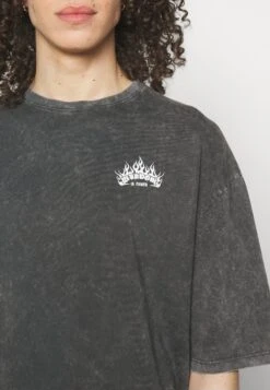 YOURTURN Skull Graphic Tee Unisex - T-Shirt Print - Mottled Black 13 YOURTURN Skull Graphic Tee Unisex - T-Shirt Print - Mottled Black -Beste Kleding Winkel 68c8779b8a18425b8935c578b5aa33b5