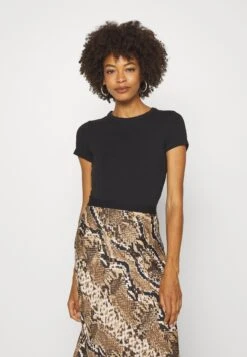 Anna Field 2 Pack - T-Shirt Basic - White/Black 13 Anna Field 2 Pack - T-Shirt Basic - White/Black -Beste Kleding Winkel 6be78dc0fc6f4f2fa77c4ba07785597b