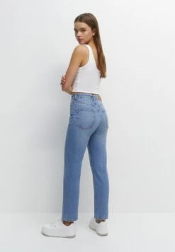 PULL & BEAR High Waist - Straight Leg Jeans - Stone Blue Denim -Beste Kleding Winkel 6da5702e8f984192a4ba0f407dee59b1