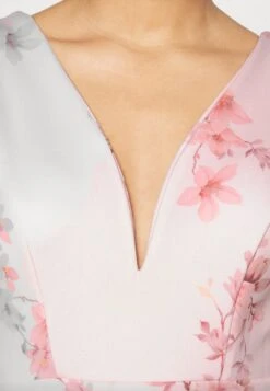 Wal G Wedding Jamie Flare Sleeve Midi - Etui-Jurk - Pink 13 Wal G Wedding Jamie Flare Sleeve Midi - Etui-Jurk - Pink -Beste Kleding Winkel 6e55c7ccbc3f4464afcfeef8cb192e50