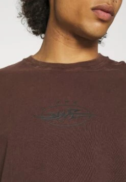 YOURTURN Unisex - T-Shirt Print - Dark Brown 13 YOURTURN Unisex - T-Shirt Print - Dark Brown -Beste Kleding Winkel 74761be360f54e53ba8cda4b165c879f