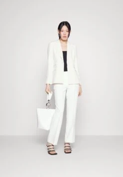 Bruuns Bazaar Rubysus Nora- Blazer - Snow White 10 Bruuns Bazaar Rubysus Nora- Blazer - Snow White -Beste Kleding Winkel 74892e9850934010a86c86df2e4a70db