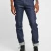 Wrangler Straight Leg Jeans - Dark Blue 1 Wrangler Straight Leg Jeans - Dark Blue -Beste Kleding Winkel 7bf227b5461641d28dfe1ffa6b4ea5da