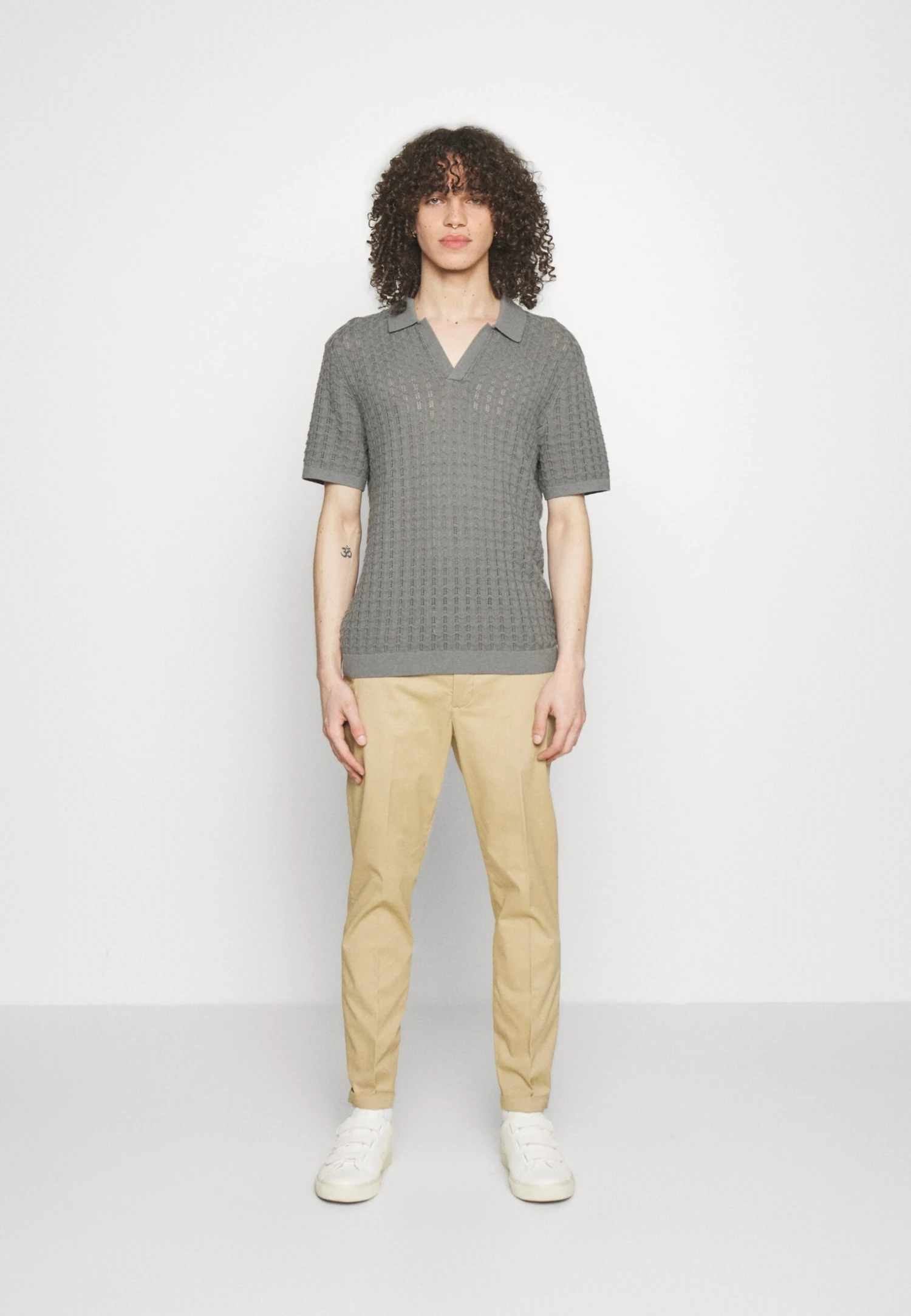 Redefined Rebel Ercan Smart Pants - Chino - Travertine 4 Redefined Rebel Ercan Smart Pants - Chino - Travertine - Afbeelding 2