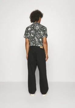 YOURTURN Baggy Jeans Unisex - Relaxed Fit Jeans - Black Denim -Beste Kleding Winkel 856524ea1a41478dbf188a3711e8cfe3