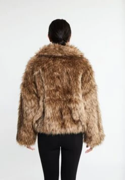 Faina Dulcey - Winterjas - Braun -Beste Kleding Winkel 85a8217e007644a8a56b4a449d8f6042