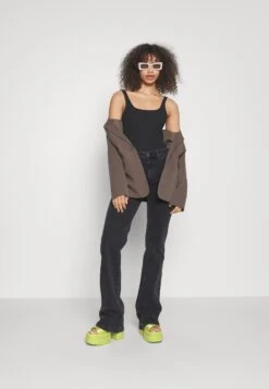 Beste Kleding Winkel -Beste Kleding Winkel 91f71ed66d66477a9bb88a3634ef7a62