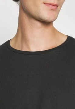 Pier One 2 Pack - Longsleeve - Black/Khaki 13 Pier One 2 Pack - Longsleeve - Black/Khaki -Beste Kleding Winkel 9738d7a40e2d43ecbbab45cbd3bc692f