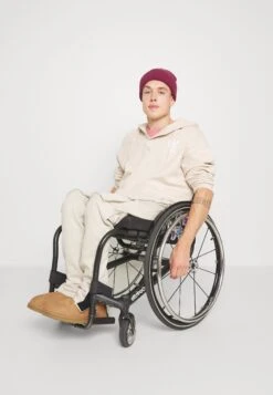 YOURTURN Unisex - Sweater - Beige -Beste Kleding Winkel 97f45a50f78b459ca857074e0f5a65aa