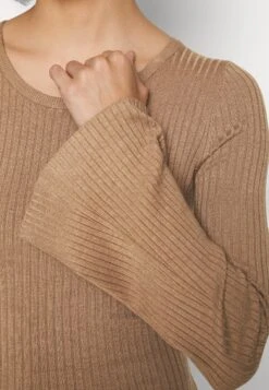 Even&Odd Knit Loose Fit Flared Sleeves Dress - Gebreide Jurk - Camel 13 Even&Odd Knit Loose Fit Flared Sleeves Dress - Gebreide Jurk - Camel -Beste Kleding Winkel 985c9311c81247d590fd7ae7363ae86a