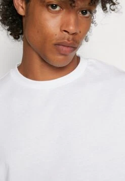 YOURTURN 3Pack Unisex - T-Shirt Basic - White/Dark Grey /Dark Brown 15 YOURTURN 3Pack Unisex - T-Shirt Basic - White/Dark Grey /Dark Brown -Beste Kleding Winkel 9cc1721b3402401b88b213443ab72aa1