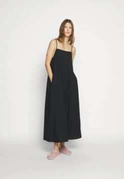 Minimum Vikilino - Maxi-Jurk - Black -Beste Kleding Winkel 9d1f193c200443aaac2e1dc9f1ab60a9