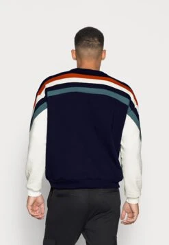 Kaotiko Unisex - Sweater - Sud Cap Walker -Beste Kleding Winkel a7ad62f1afa547eca7c88f5ccc51d57d