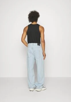 YOURTURN Baggy Jeans Unisex - Relaxed Fit Jeans - Light Blue Denim -Beste Kleding Winkel b5a3a98eb1c846b6896614b68e538ab7