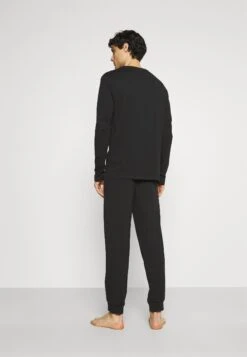 Pier One Pyjama - Black -Beste Kleding Winkel b9b8fb88b64649ea840444d93817e424