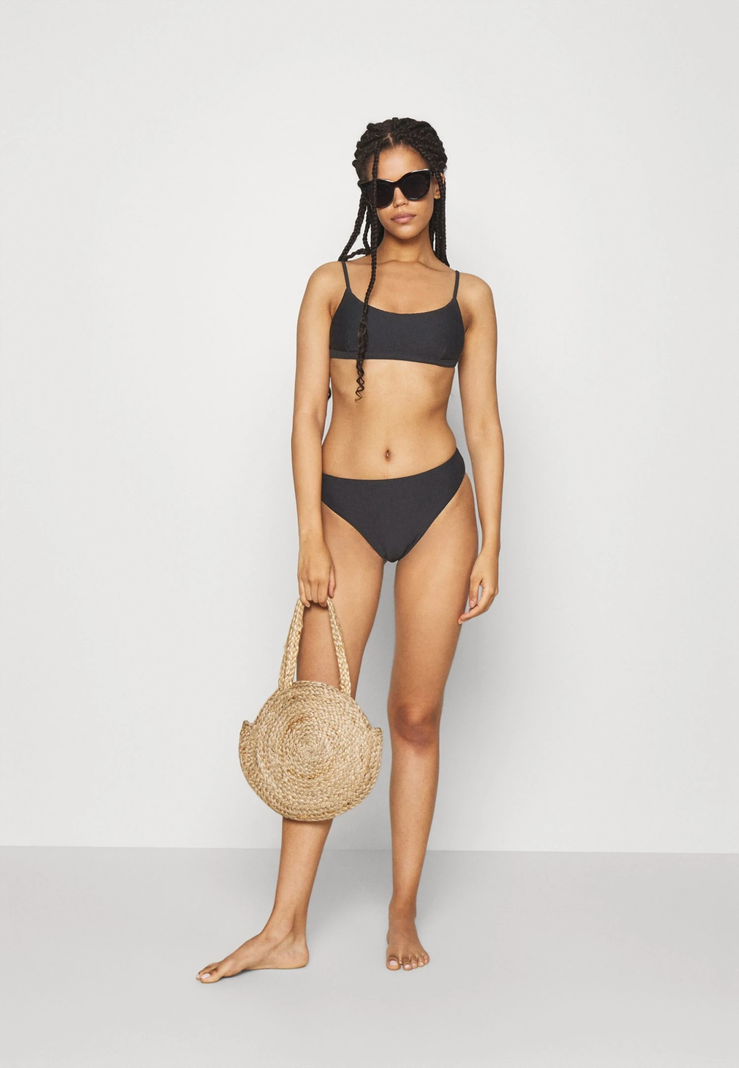 Seafolly Essentials Bralette - Bikinitop - Black 4 Seafolly Essentials Bralette - Bikinitop - Black - Afbeelding 2