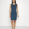 Patrizia Pepe Abito Dress - Etui-Jurk - Petrol Blue 2 Patrizia Pepe Abito Dress - Etui-Jurk - Petrol Blue -Beste Kleding Winkel c48c6e169dc74c4fa64b7d2277a0f6c3