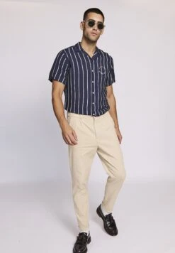 Redefined Rebel Jacko - Chino - Sandshell -Beste Kleding Winkel c7a60835d14b4fb4b5b18b3cf8aede8d